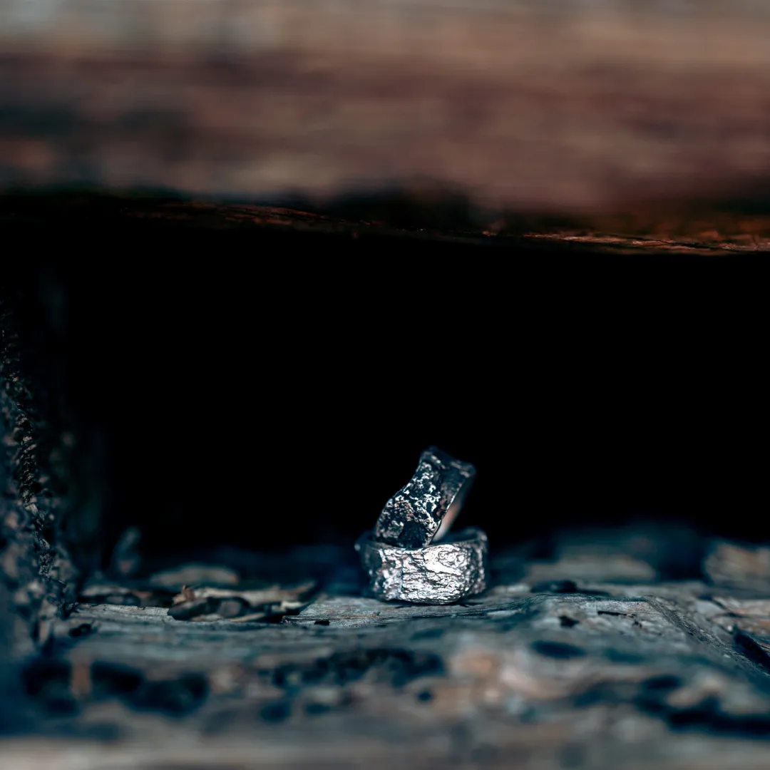 Bague écorce très marquée