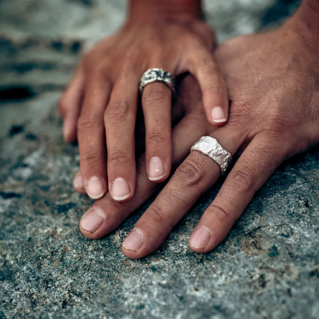 Bague écorce très marquée