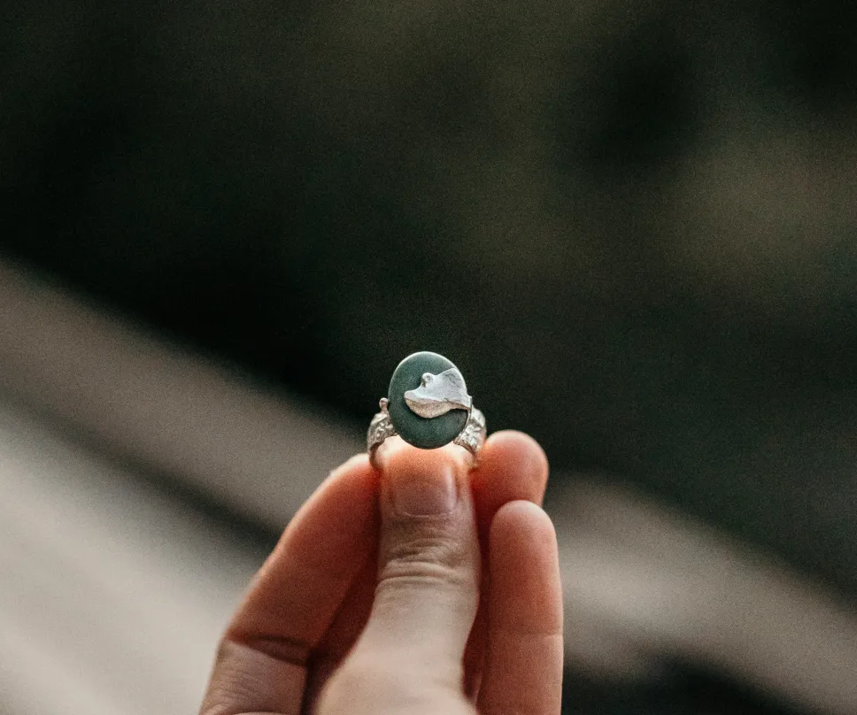 Bague en argent galet Corse vert
