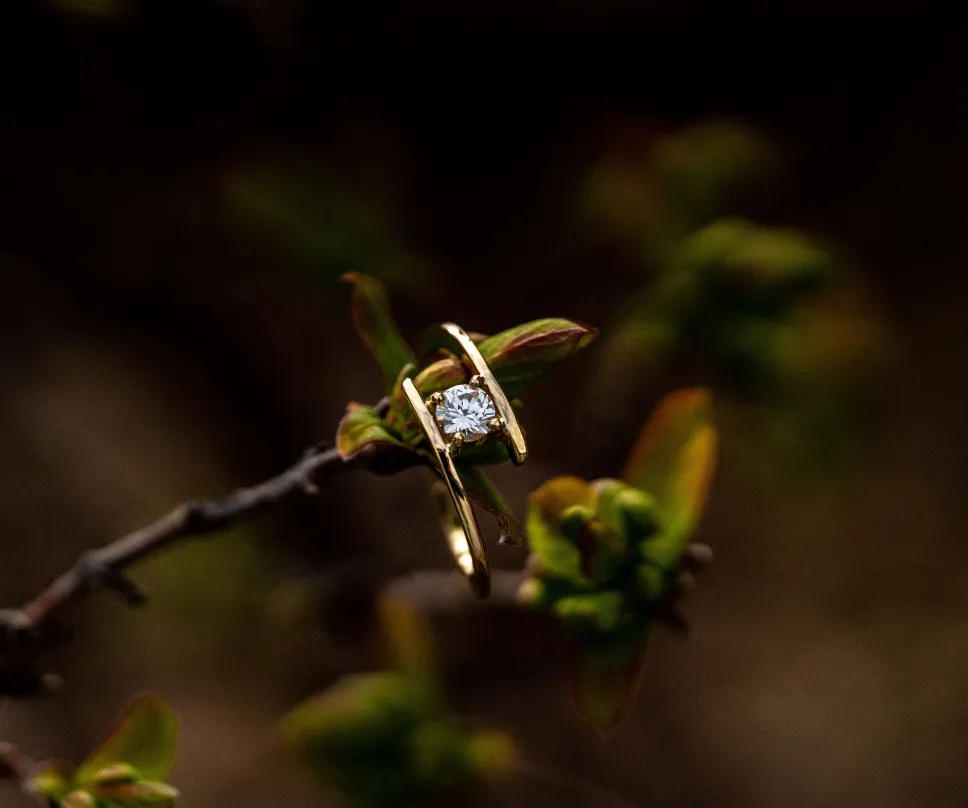 Bague en or jaune et diamant
